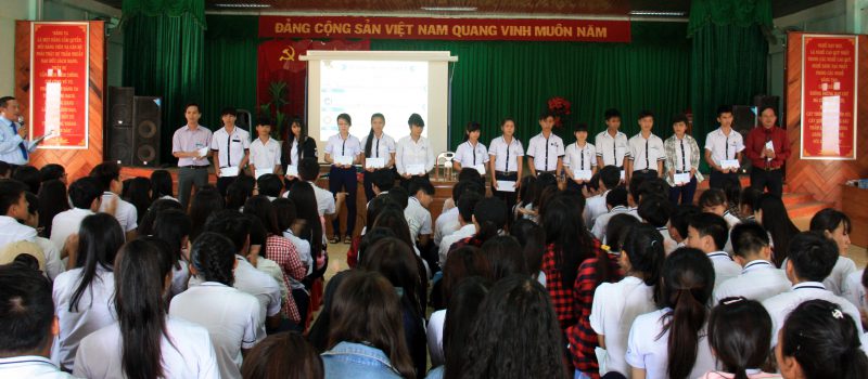 Tư vấn Tuyển sinh – Hướng nghiệp cho các em học sinh lớp 12 trường THPT Ngô Quyền